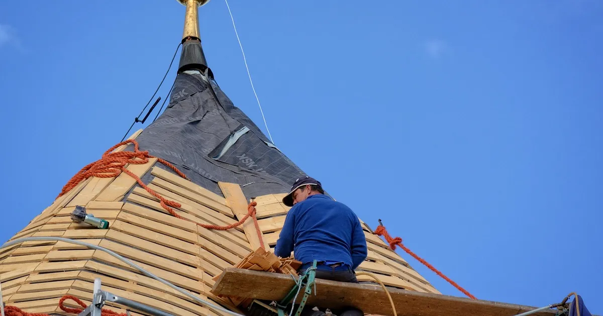 Roof Replacement Cost Calculator for 2026