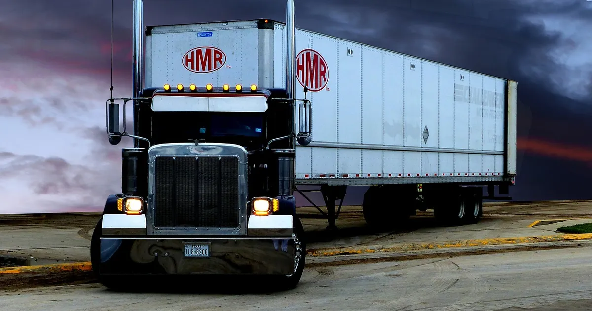 UPS Feeder Driver Pay Scale: How Much in 2026?